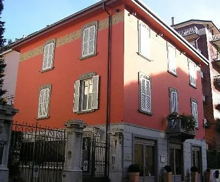 Cece E Simo